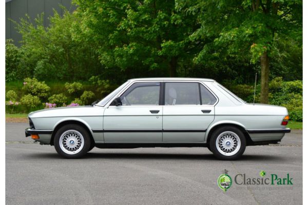 BMW 525i 1983