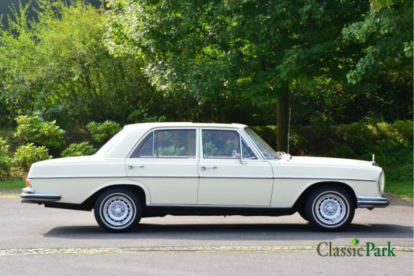 Mercedes-Benz 280 SE 3,5 1972 102585