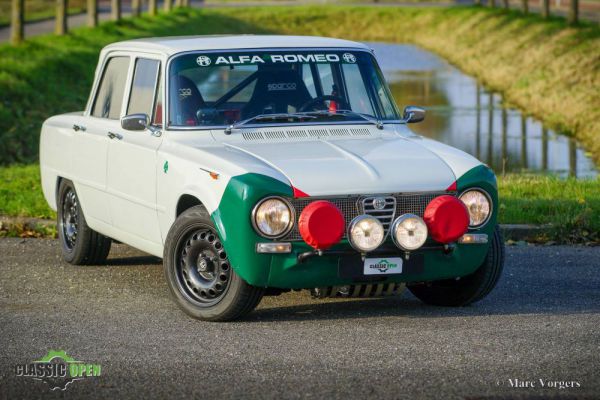 Alfa Romeo Giulia 1300 Super 1972 12003