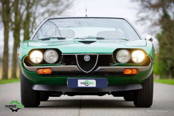 Alfa Romeo Montreal 1974 12021