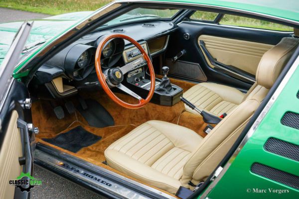 Alfa Romeo Montreal 1974 12024