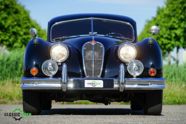 Jaguar XK 140 FHC 1956