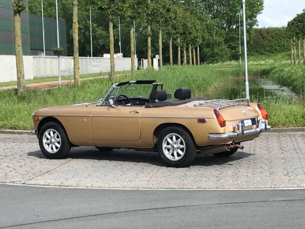 MG MGB 1975 12189