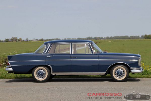 Mercedes-Benz 220 S b 1960 8764