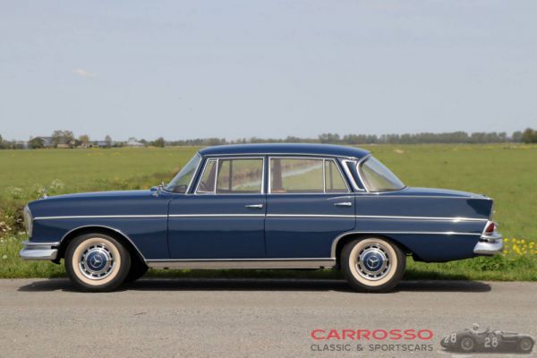 Mercedes-Benz 220 S b 1960 8765