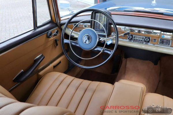 Mercedes-Benz 220 S b 1960 8775