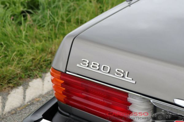 Mercedes-Benz 380 SL 1982 8816