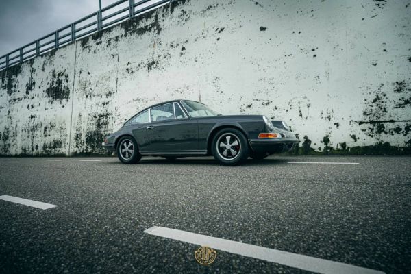 Porsche 911 2.4 E "Oilflap" 1972