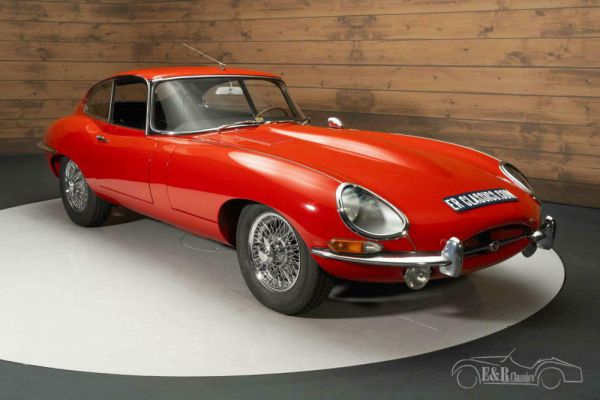 Jaguar E-Type 4.2 1965 77405