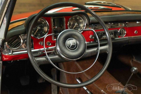 Mercedes-Benz 230 SL 1967 96776