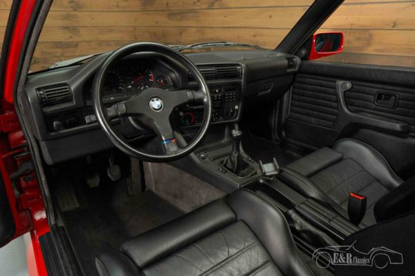 BMW M3 1989