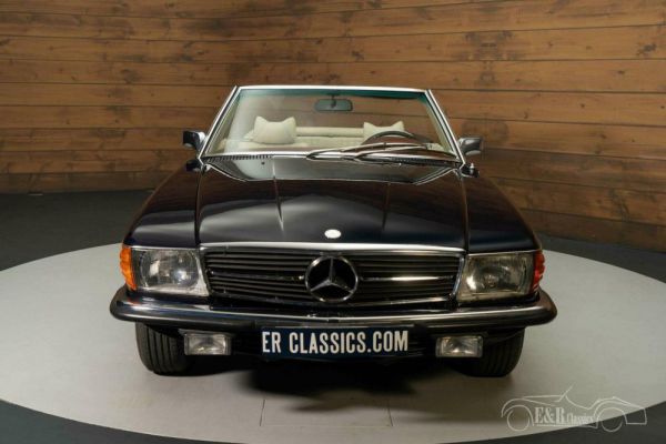 Mercedes-Benz 350 SL 1971 98517