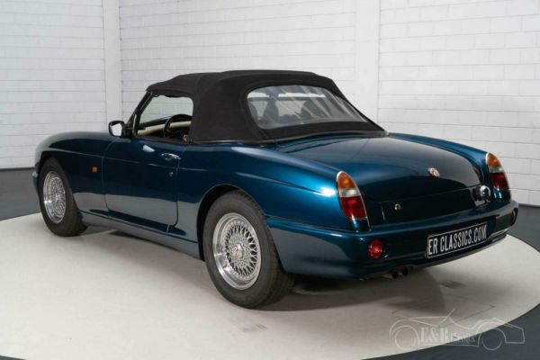 MG RV8 1993 102202