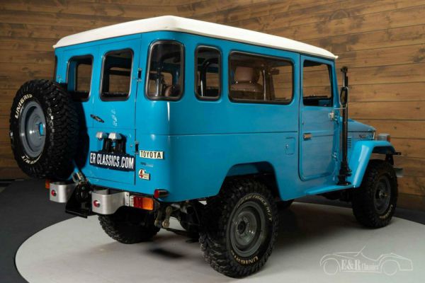 Toyota Land Cruiser HJ 47 1982 102335