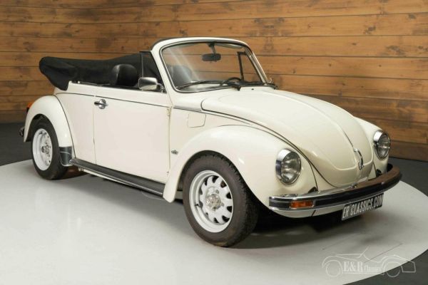 Volkswagen Super Beetle 1975 107862