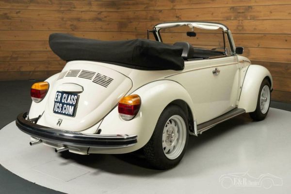 Volkswagen Super Beetle 1975 107865