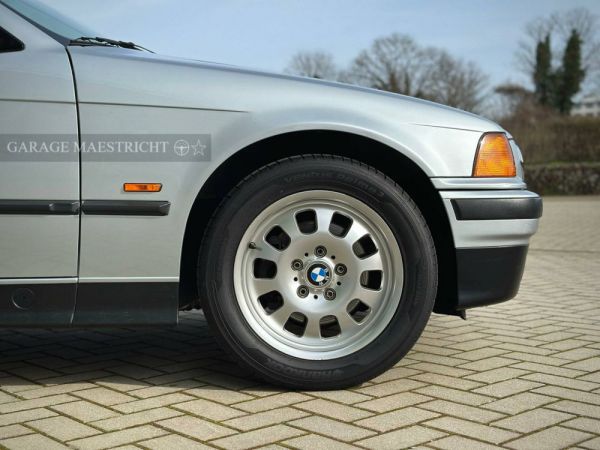 BMW 318is 1996 19765