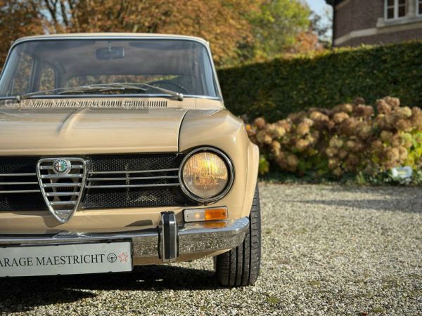 Alfa Romeo Giulia 1300 Super 1971 67320