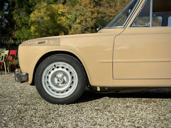 Alfa Romeo Giulia 1300 Super 1971 67324