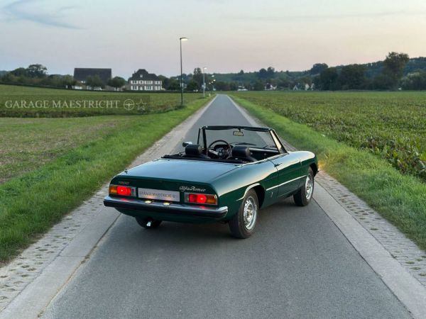 Alfa Romeo Spider 1300 1976 98051