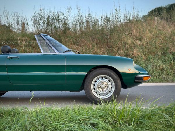 Alfa Romeo Spider 1300 1976 98056