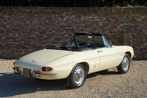 Alfa Romeo 1600 Spider Duetto 1967