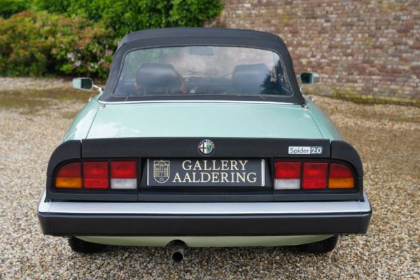 Alfa Romeo 2.0 Spider 1986 15568