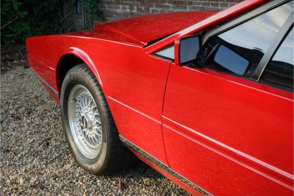 Aston Martin Lagonda 1984 15605