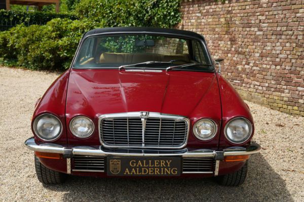 Jaguar XJ 6 L 4.2 1977 16015