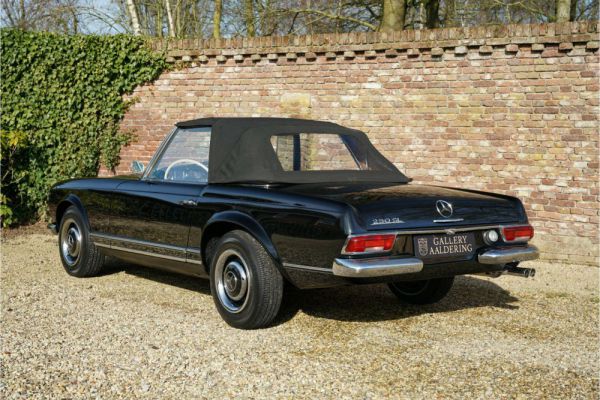 Mercedes-Benz 230 SL 1966