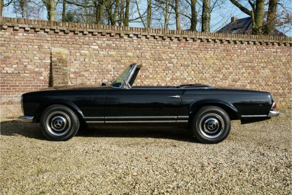 Mercedes-Benz 230 SL 1966 16291