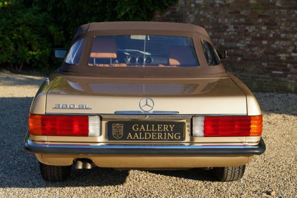 Mercedes-Benz 380 SL 1982 16310