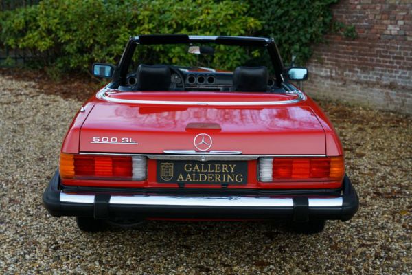 Mercedes-Benz 500 SL 1983 16352