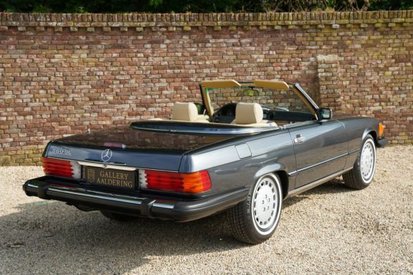 Mercedes-Benz 560 SL 1988