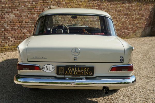 Mercedes-Benz 190 D 1964 16380