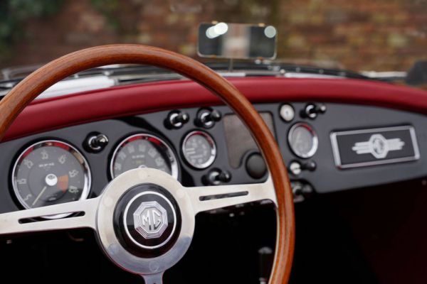 MG MGA 1500 1956 16395