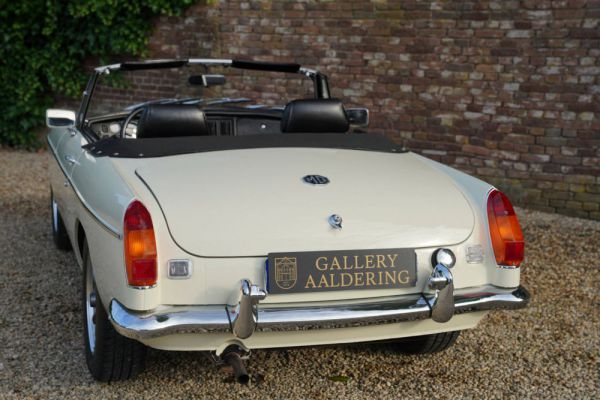 MG MGB 1980 16418