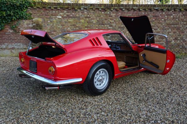 Ferrari 275 GTB 1965 17980