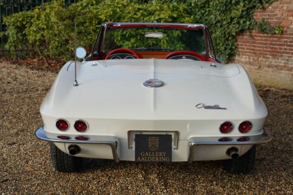 Chevrolet Corvette Sting Ray Convertible 1963 18021