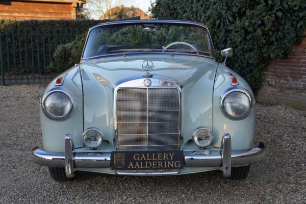 Mercedes-Benz 220 S Cabriolet 1958 18027