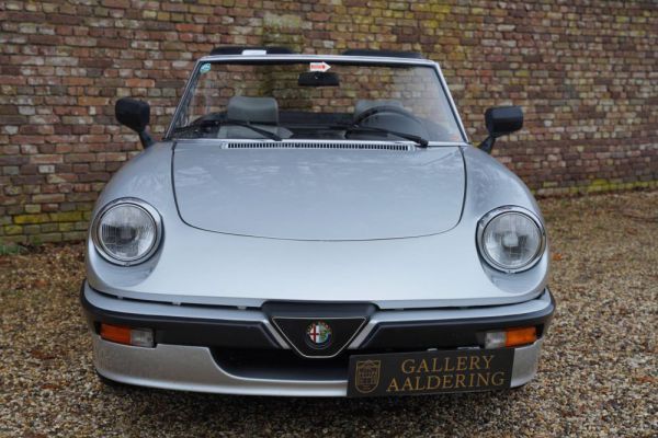 Alfa Romeo 2.0 Spider QV 1988 18181