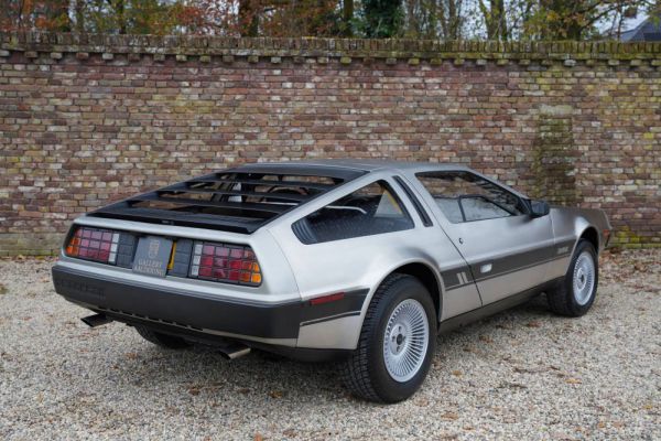 DeLorean DMC-12 1982