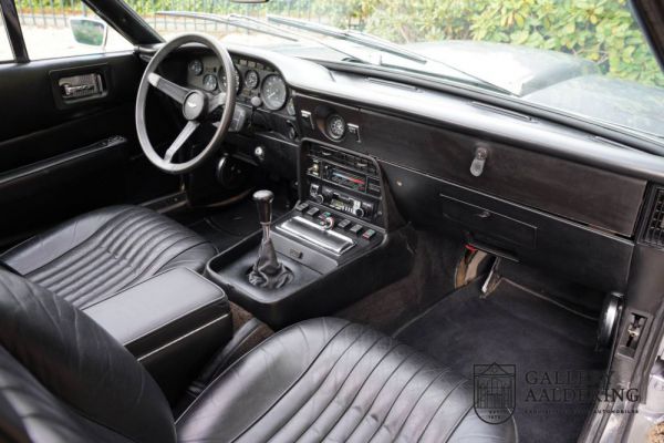 Aston Martin Lagonda 1977 18335