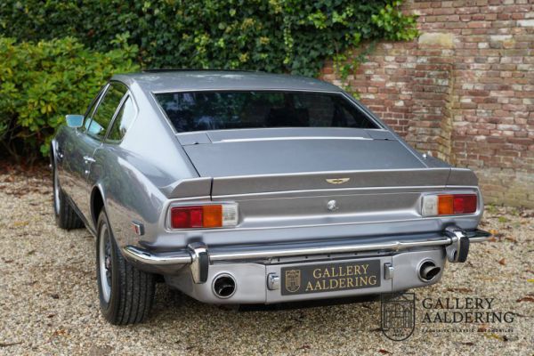 Aston Martin Lagonda 1977 18339