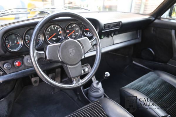 Porsche 911 Carrera 3.0 1977 18419