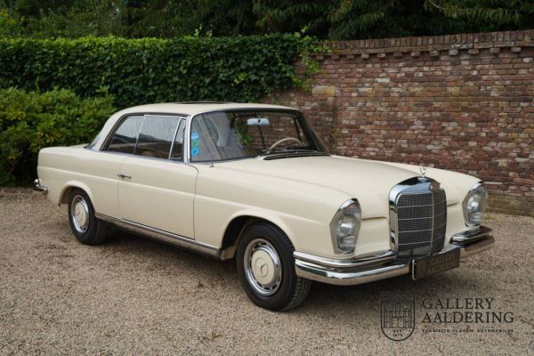 Mercedes-Benz 220 SE b 1965 18538