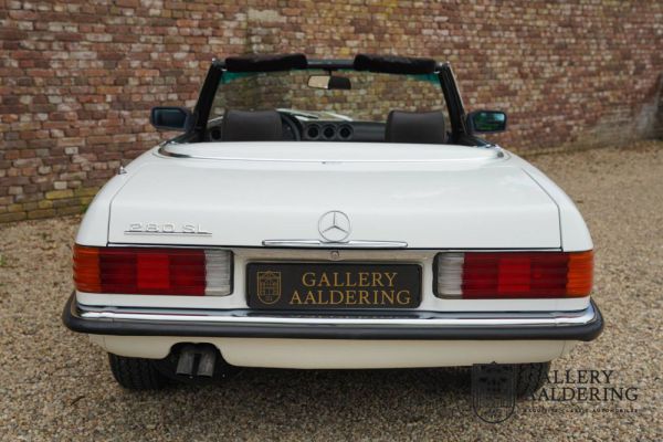 Mercedes-Benz 280 SL 1981 18642