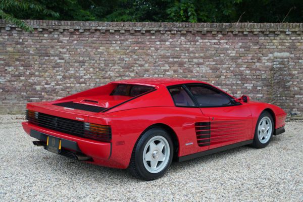 Ferrari Testarossa 1987