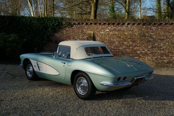 Chevrolet Corvette 1961