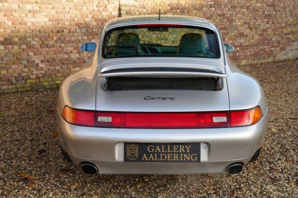 Porsche 911 Carrera 1998 19148